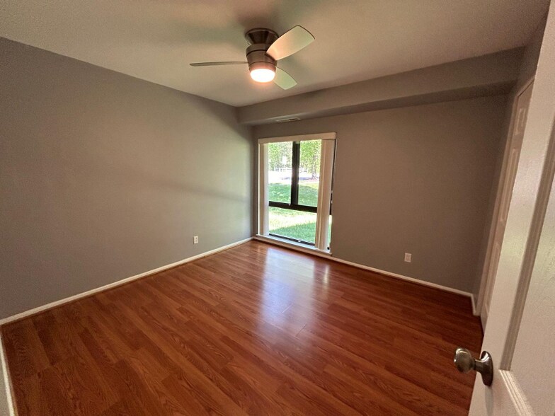 Building Photo - 6001 Majors Ln