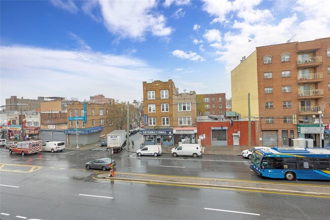 Building Photo - 172-18 Jamaica Ave
