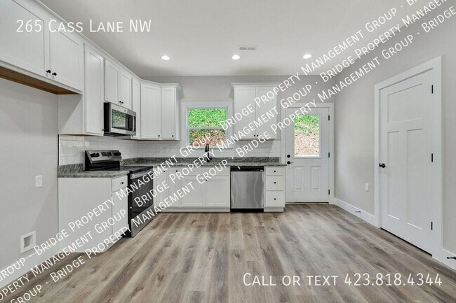 Building Photo - 265 Cass Ln NW