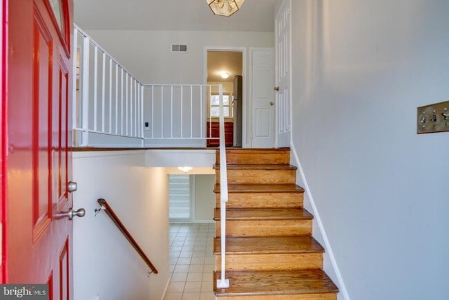 Building Photo - 13636 Greenwood Dr