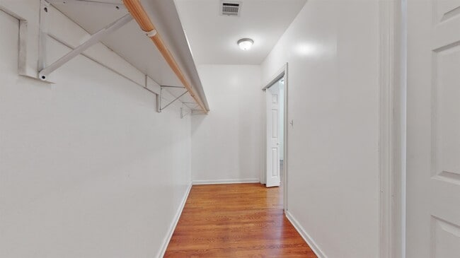 Building Photo - 131 Brunswick St