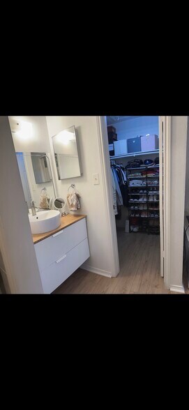 Building Photo - 4803 Hamilton Wolfe Rd