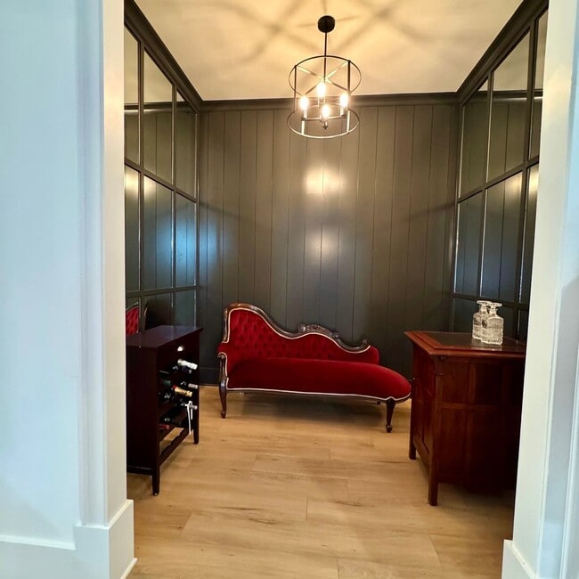 Building Photo - Discover Iris Grove at Everlee