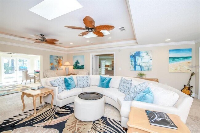 Building Photo - 5645 America Dr