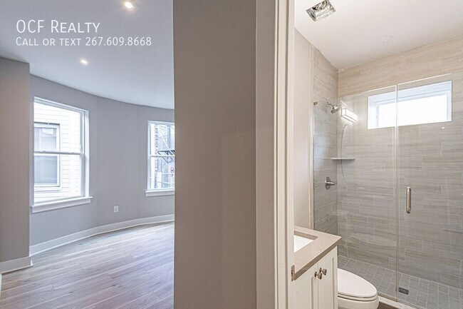 Building Photo - 5412 Chancellor St