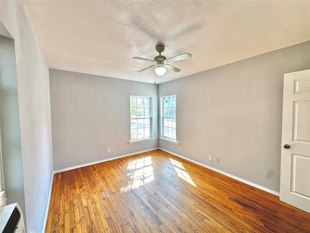 Building Photo - 1415 Abelia St