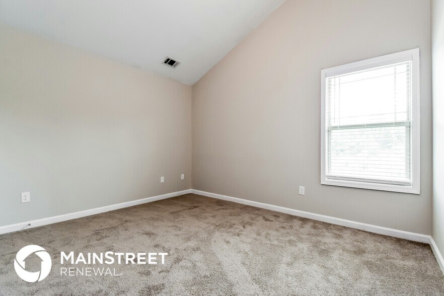 Building Photo - 1605 Chattahoochee Ct