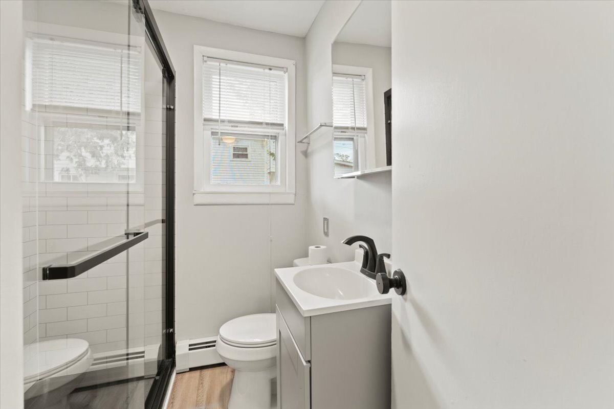 Building Photo - 53 White St