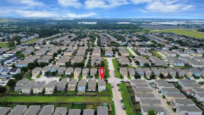 Building Photo - 19403 Tinway Ct