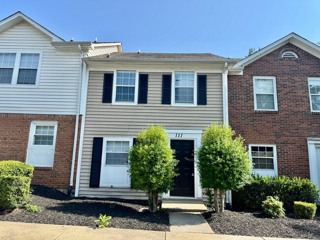 Building Photo - Awesome Condo!! 2 Bed/1.5 Bath! 1100 sq.ft...