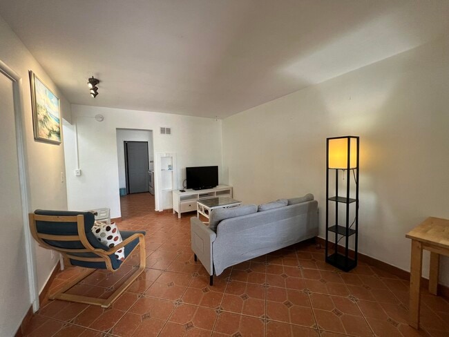 Building Photo - 311 Inlet Way