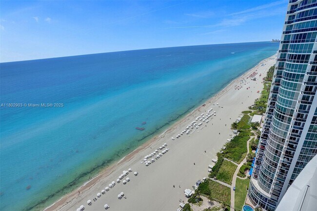 Building Photo - 18201 Collins Ave