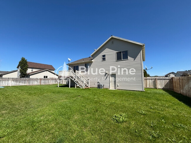 Building Photo - 1207 N Drystone Dr