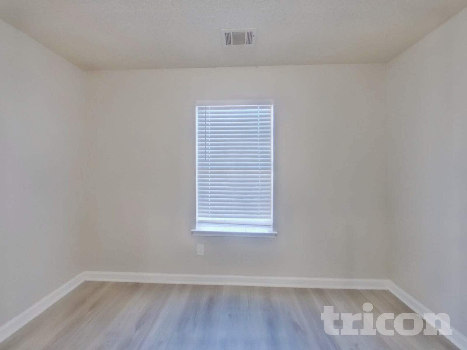 Building Photo - 421 Washington Dr