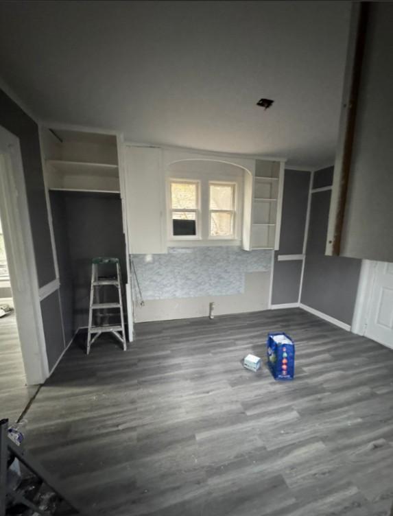 Building Photo - 114 S Carbon St