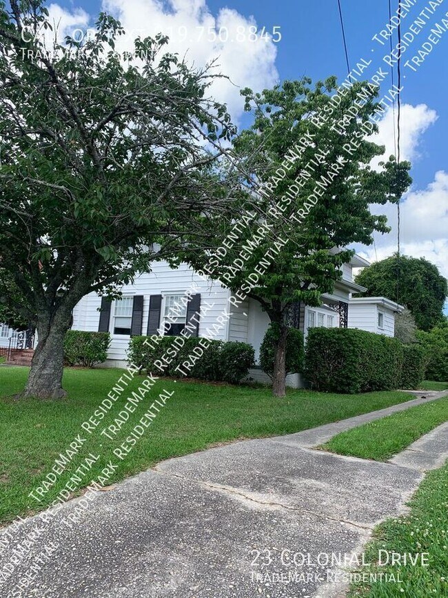 Building Photo - 23 Colonial Dr