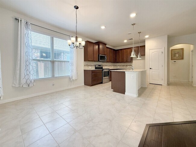 Building Photo - 2064 Barx Dr