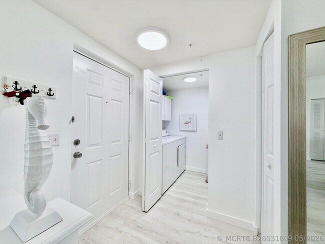 Building Photo - 4404 Tuscany Way