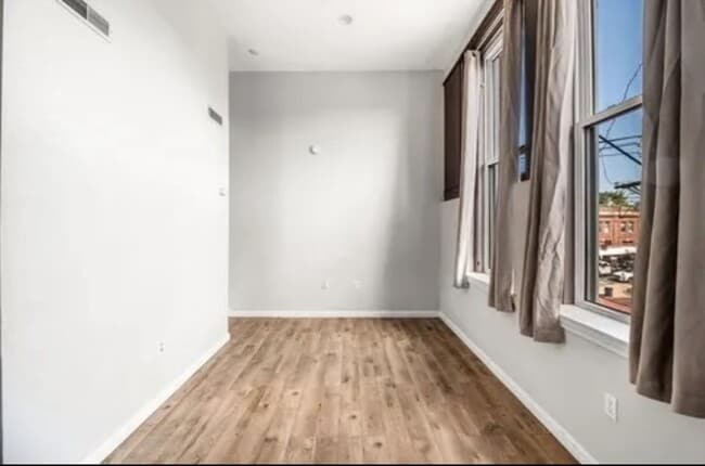 Building Photo - 48 Washington Ave