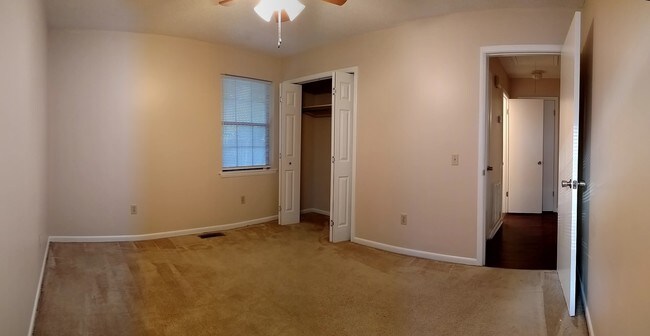 Building Photo - BlueSky Properties