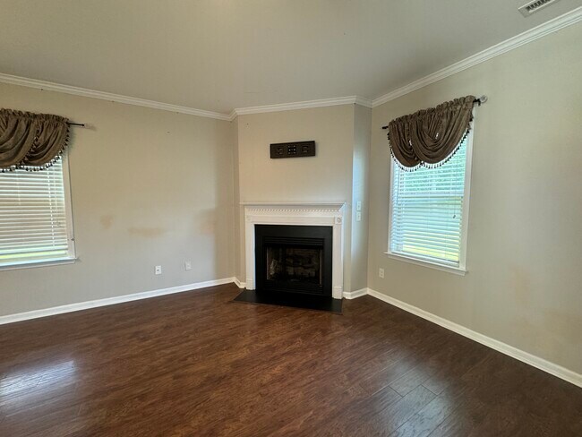 Building Photo - 3098 Glencorra dr