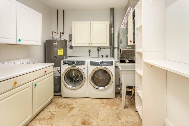 Building Photo - 1108 Washington St