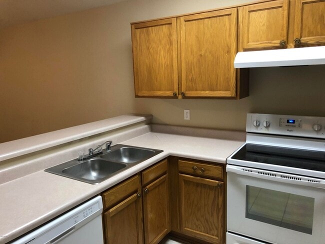 Building Photo - 2 bedroom home for rent