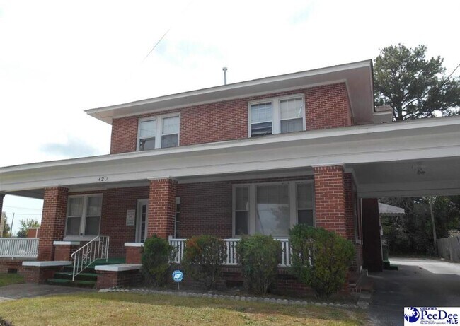Primary Photo - 420 W Cheves St