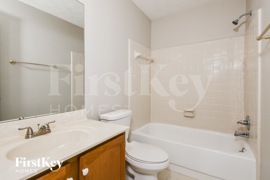 Building Photo - 1111 Wynford Commons S W