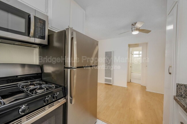 Building Photo - 4036 Shasta St