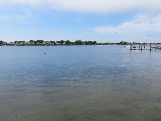 Building Photo - 7 Herbert Dr