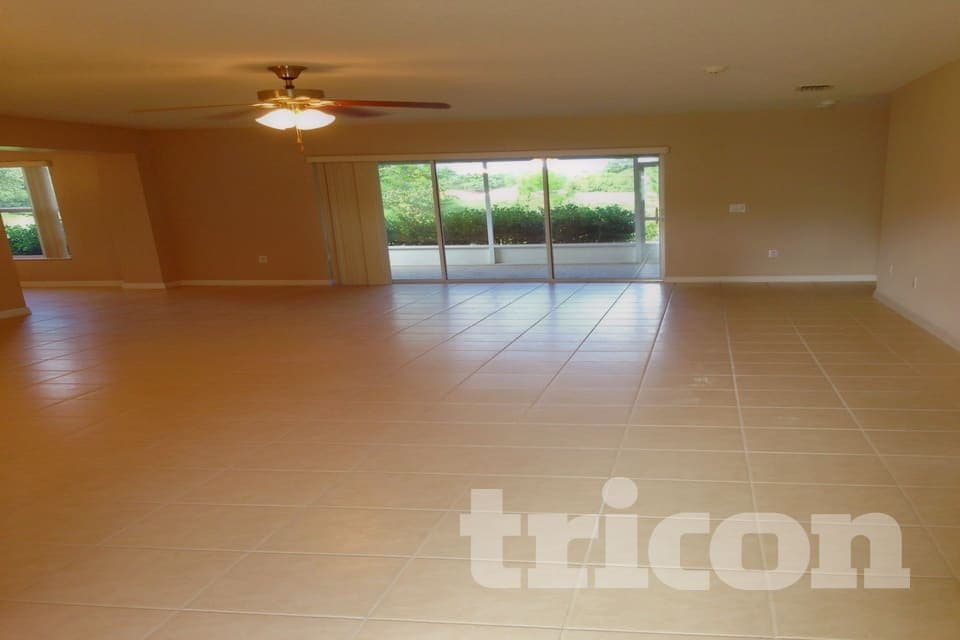 Building Photo - 2680 Chatham Cir