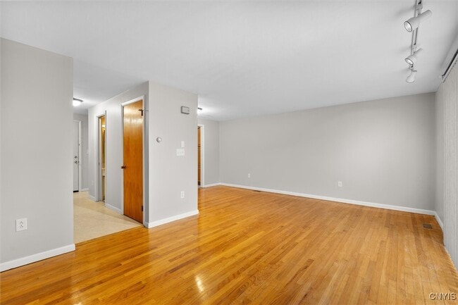 Building Photo - 4307 Candlelight Ln