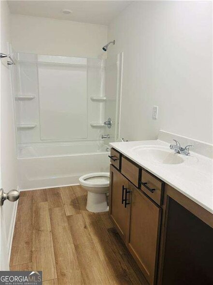 Building Photo - 137 Bloomfield Cir