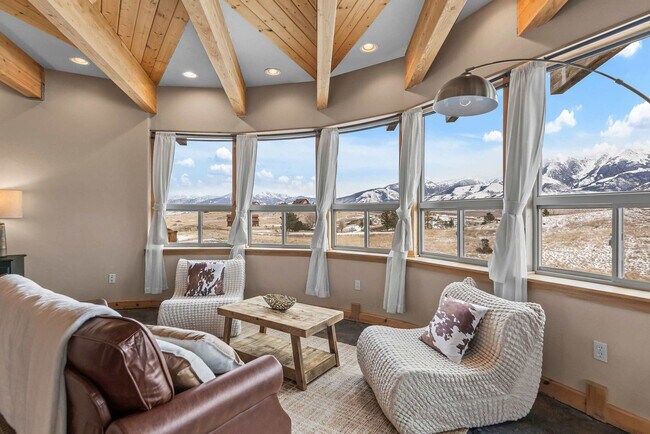 Building Photo - 84 Arcturus Dr