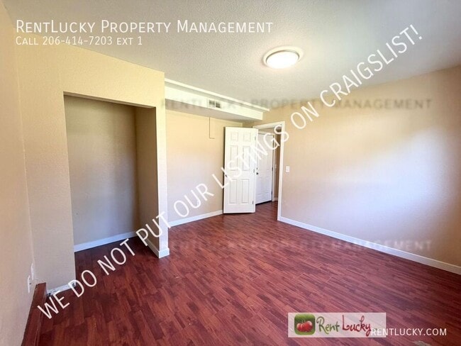 Building Photo - 2516 S 284th St