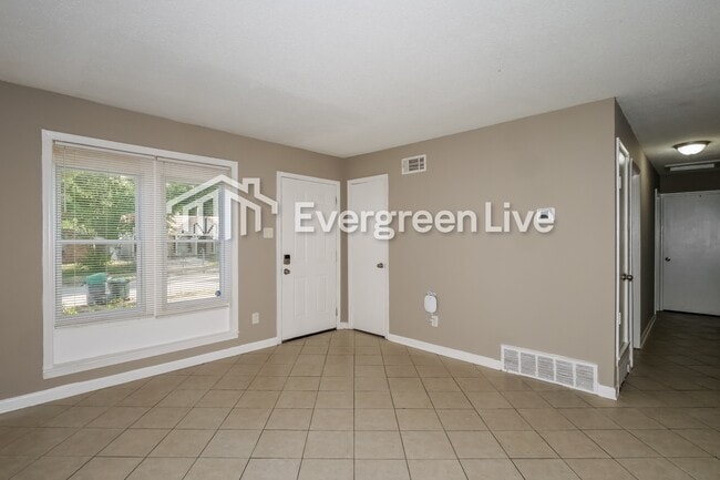 Building Photo - 3460 Meier Dr