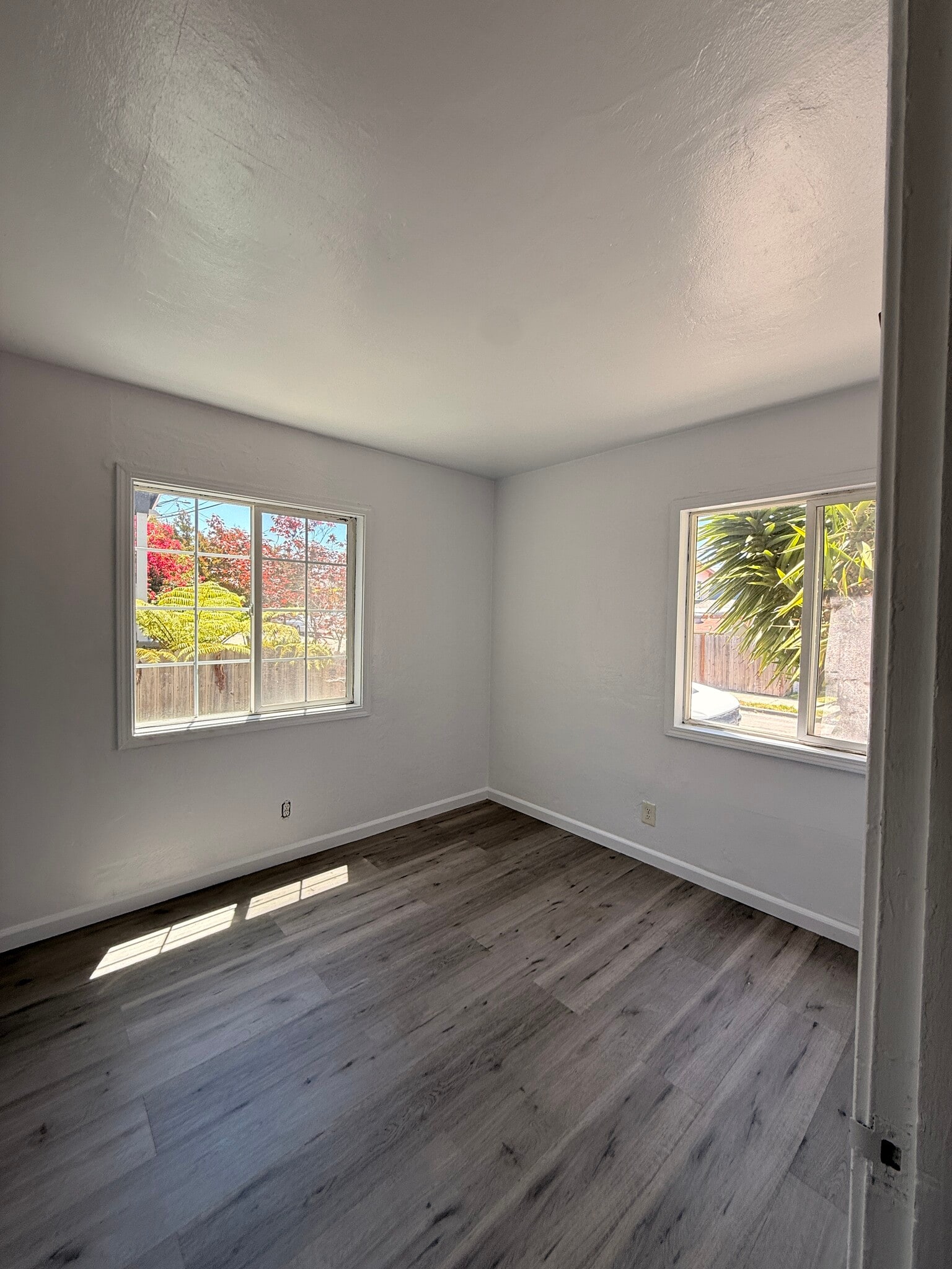 Building Photo - 5360 Brookdale Ave