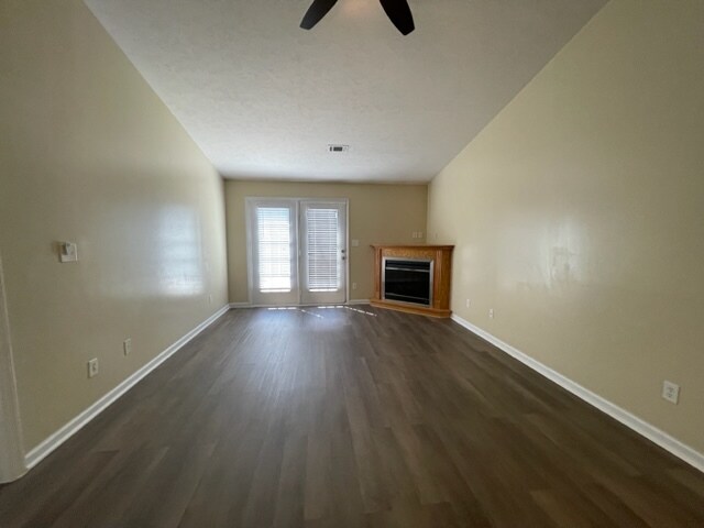 Building Photo - 7206 Curacas Dr
