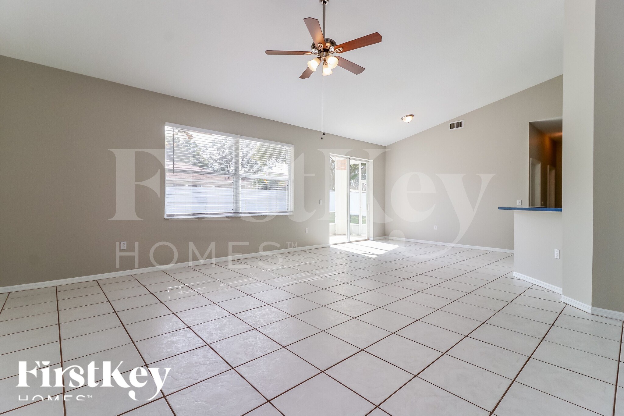 Building Photo - 11805 Cliffwood Ct