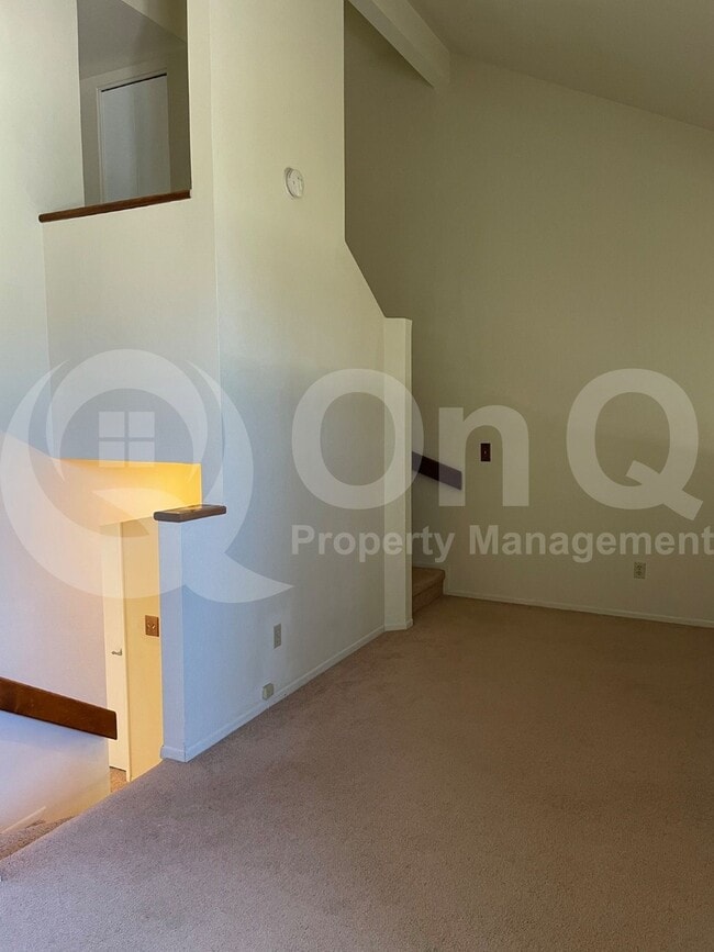 Building Photo - 3117 E Oasis De Palmeras