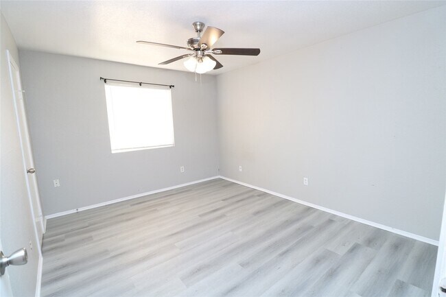 Building Photo - 12659 Ashford Meadow Dr