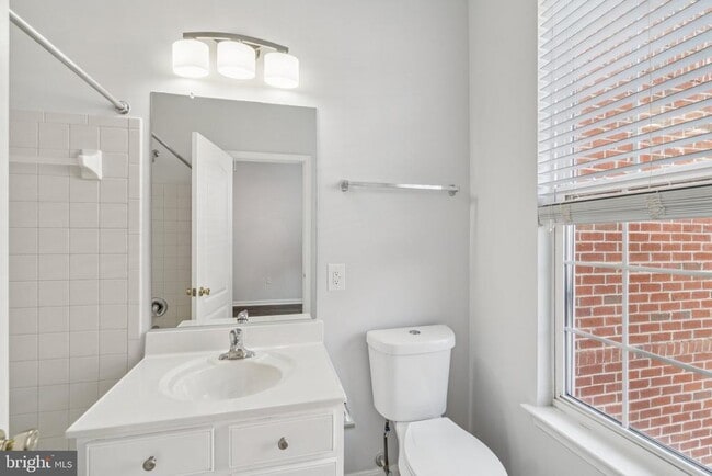 Building Photo - 5611 Hartfield Ave