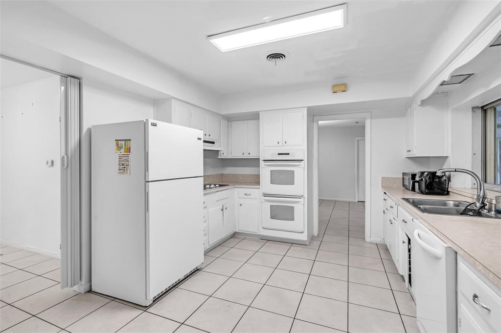 Building Photo - 781 NW 66th Ave