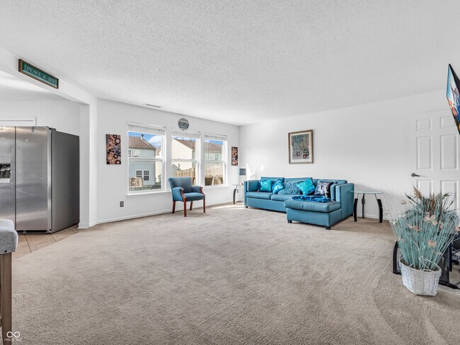 Building Photo - 8813 Browns Valley Ln