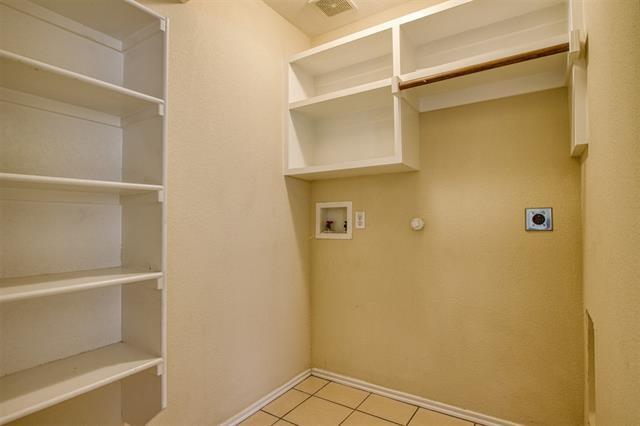 Building Photo - 5428 Alderwood Dr