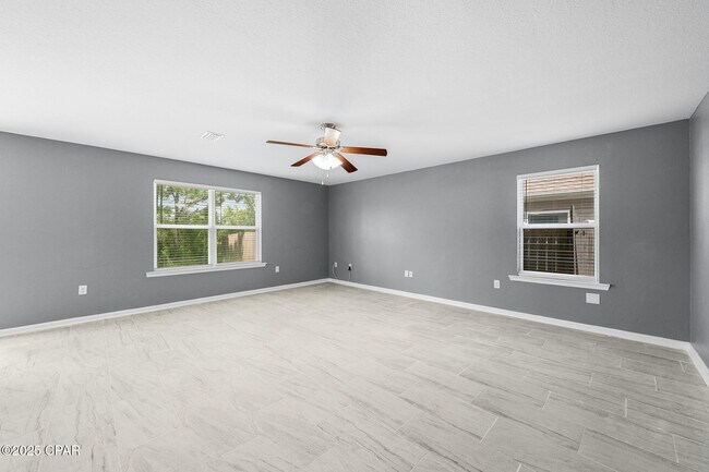 Building Photo - 7119 Riverbrooke St