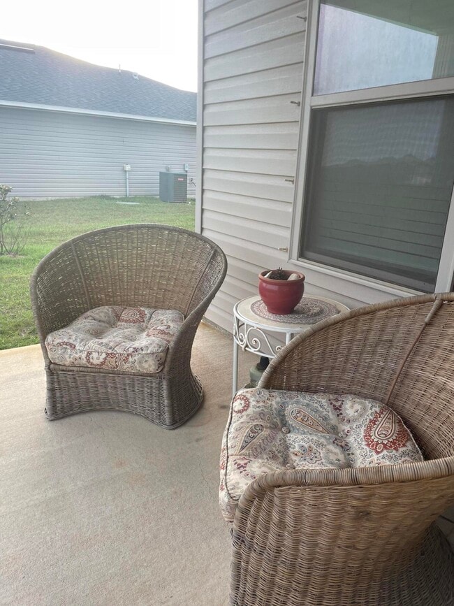 Building Photo - 6217 Redberry Dr