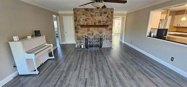 Building Photo - 1813 Weanne Dr