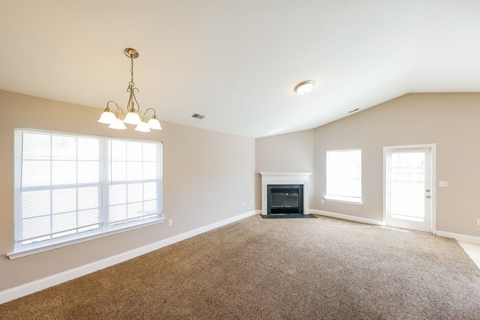 Building Photo - 254 Ivy Hills Cir